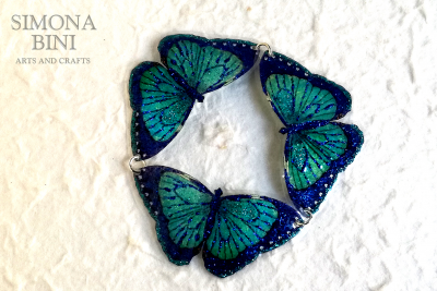 Un bracciale primaverile con farfalle – A spring bracelet with butterflies