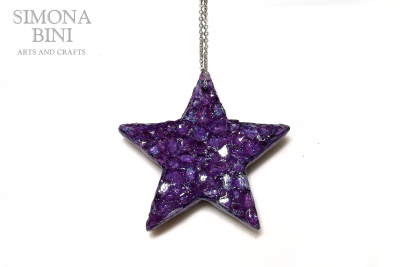 Ciondolo di legno a forma di stella con vetro viola ametista – Wood pendant